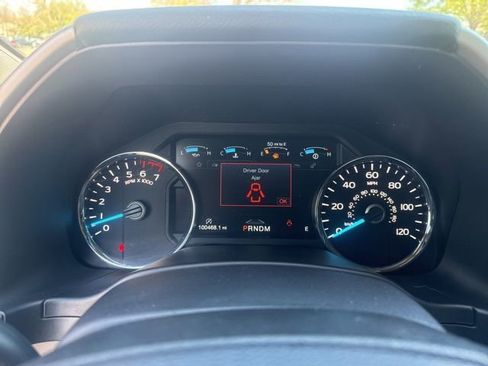 Used 2020 Ford F150 Lariat w/ Equipment Group 502A Luxury image 26