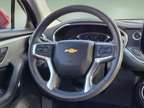 Used 2023 Chevrolet Blazer LT image 12