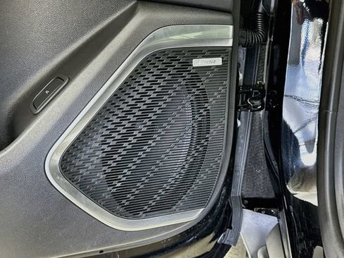 Used 2025 Buick Enclave Preferred FWD image 20