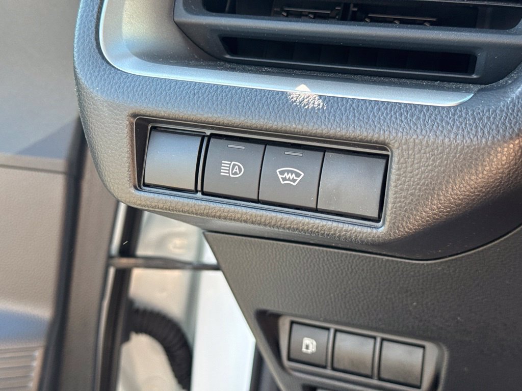 Certified 2023 Toyota Prius LE FWD image 49