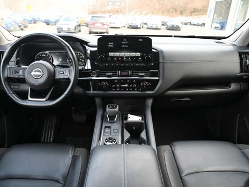 Used 2023 Nissan Pathfinder SL w/ SL Premium Package image 13