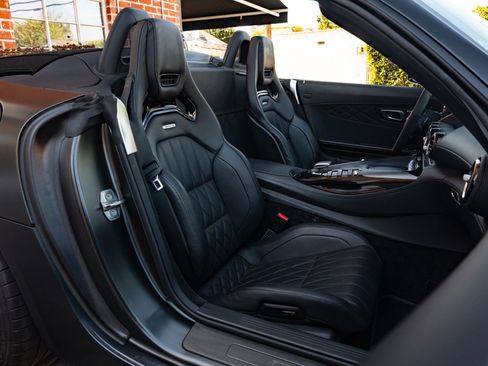 Used 2021 Mercedes-Benz AMG GT Roadster w/ AMG Stealth Edition image 28