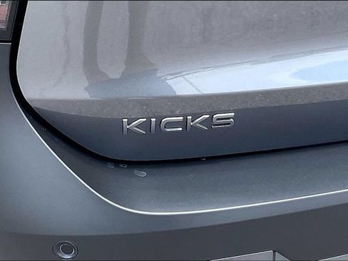 New 2026 Nissan Kicks S FWD image 9