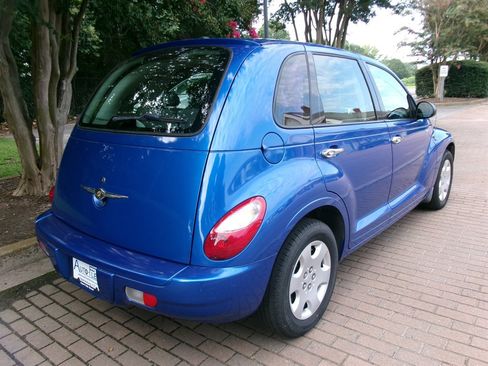 Used 2006 Chrysler PT Cruiser FWD image 5