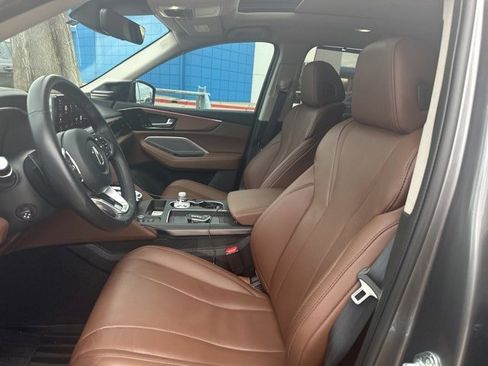 Used 2025 Acura MDX w/ Technology Package image 6