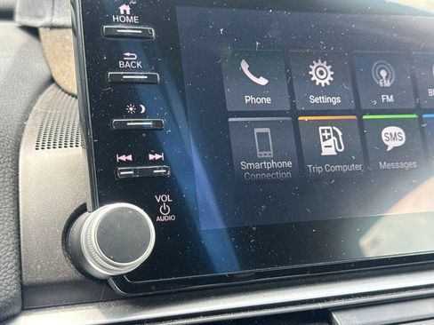 Used 2022 Honda Accord Sport image 4