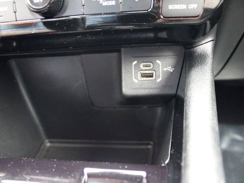 Used 2025 Jeep Compass Limited AWD/4WD image 26