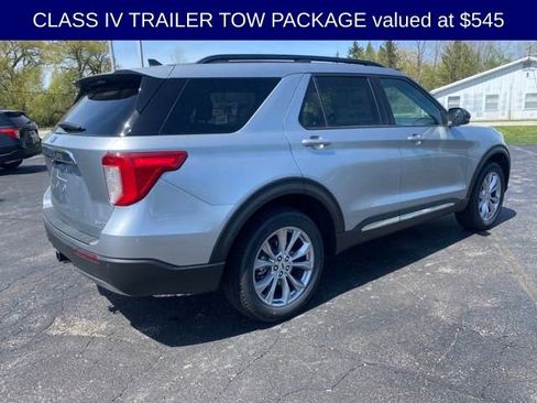 New 2024 Ford Explorer XLT w/ Equipment Group 202A image 7