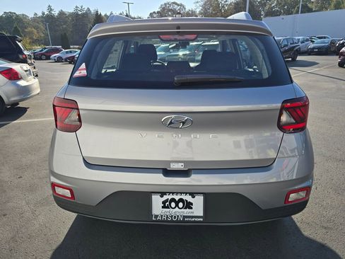 New 2026 Hyundai Venue SEL image 5