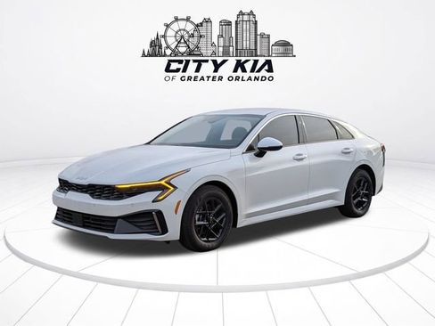 New 2026 Kia K5 LXS FWD image 2