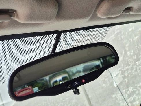 Used 2010 Chevrolet Colorado LT image 23