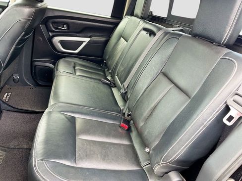 Used 2018 Nissan Titan PRO-4X w/ Pro-4x Convenience Package AWD/4WD image 24