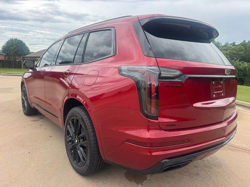 Used 2023 Cadillac XT6 Sport w/ LPO, ONYX Package AWD/4WD image 3