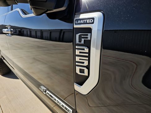 Used 2019 Ford F250 Limited image 13