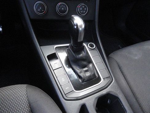 Used 2019 Volkswagen Jetta S w/ Driver Assistance Package image 11