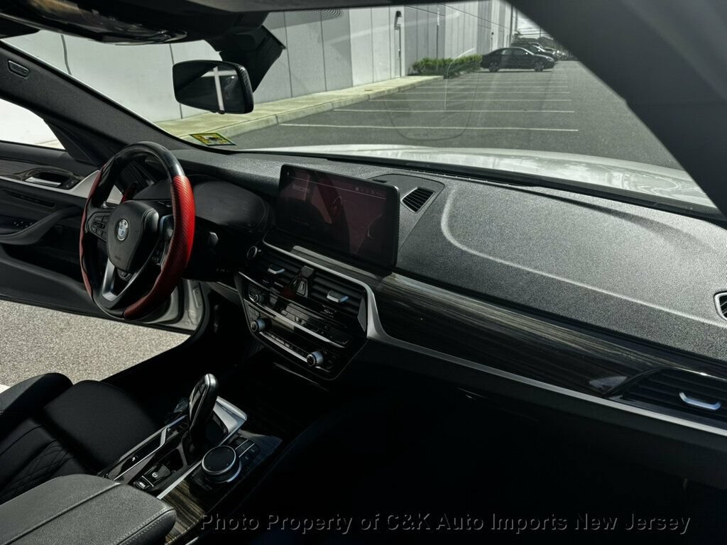 Used 2021 BMW 530i w/ Convenience Package RWD image 24