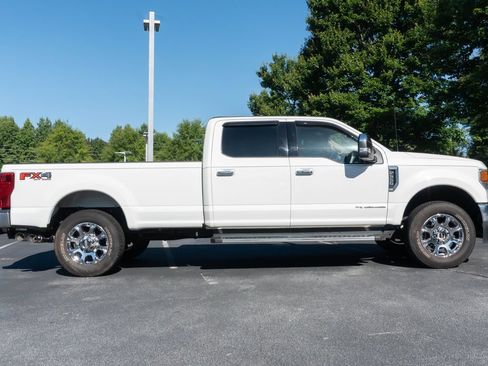 Used 2022 Ford F350 Lariat w/ Lariat Ultimate Package AWD/4WD image 13