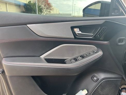 Used 2023 Acura MDX A-Spec image 9