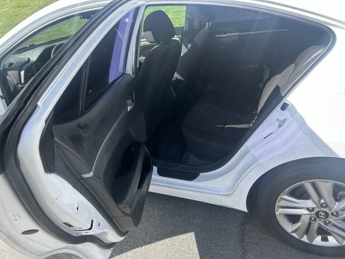 Used 2019 Hyundai Elantra Value Edition w/ Cargo Package image 7