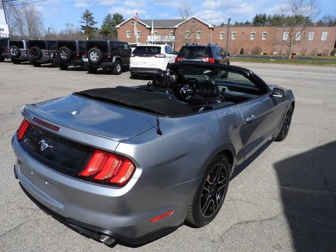 Used 2020 Ford Mustang Premium image 9