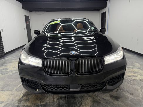 Used 2019 BMW 750i xDrive image 7