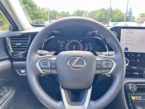 Used 2023 Lexus NX 350 AWD image 30