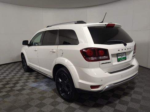 Used 2017 Dodge Journey Crossroad FWD image 3