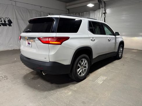 Used 2021 Chevrolet Traverse LT FWD image 7