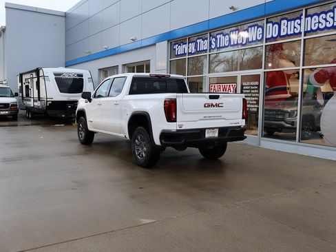 New 2026 GMC Sierra 1500 AT4X w/ LPO, Black Badging Package image 7