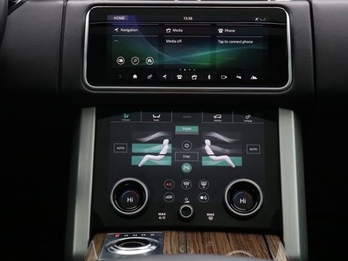 Used 2019 Land Rover Range Rover HSE image 53