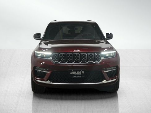 Used 2022 Jeep Grand Cherokee Summit image 8