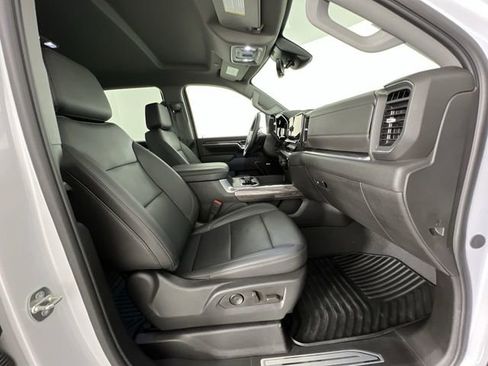 Used 2024 Chevrolet Silverado 3500 LTZ w/ LTZ Plus Package RWD image 28