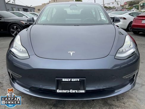 Used 2018 Tesla Model 3 Long Range RWD image 2