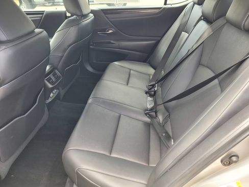 Used 2019 Lexus ES 350 w/ Accessory Package 2 FWD image 11