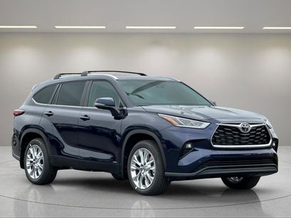 New 2025 Toyota Highlander Limited