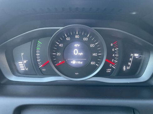 Used 2016 Volvo XC60 T5 image 22