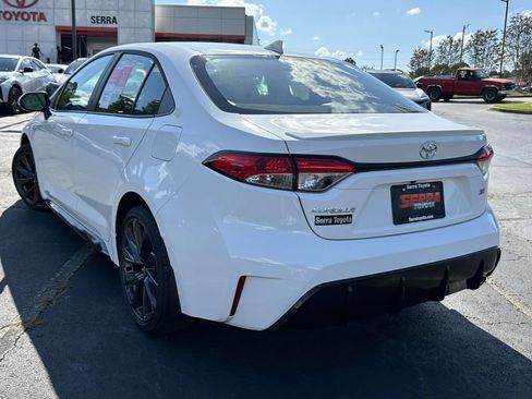 New 2026 Toyota Corolla SE FWD image 5