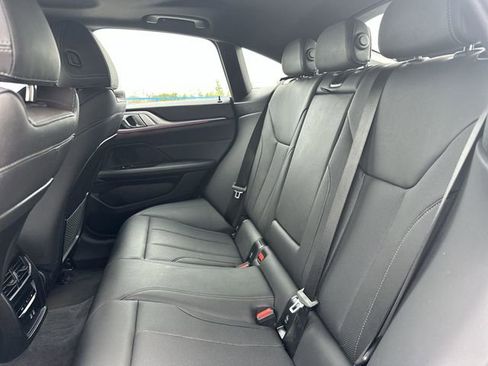 Used 2024 BMW i4 eDrive40 image 27