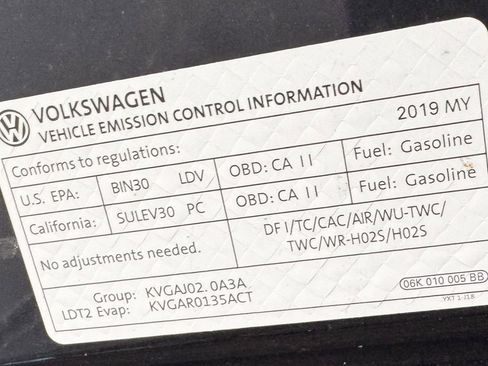 Used 2019 Volkswagen Tiguan SE w/ Panoramic Sunroof Package image 32