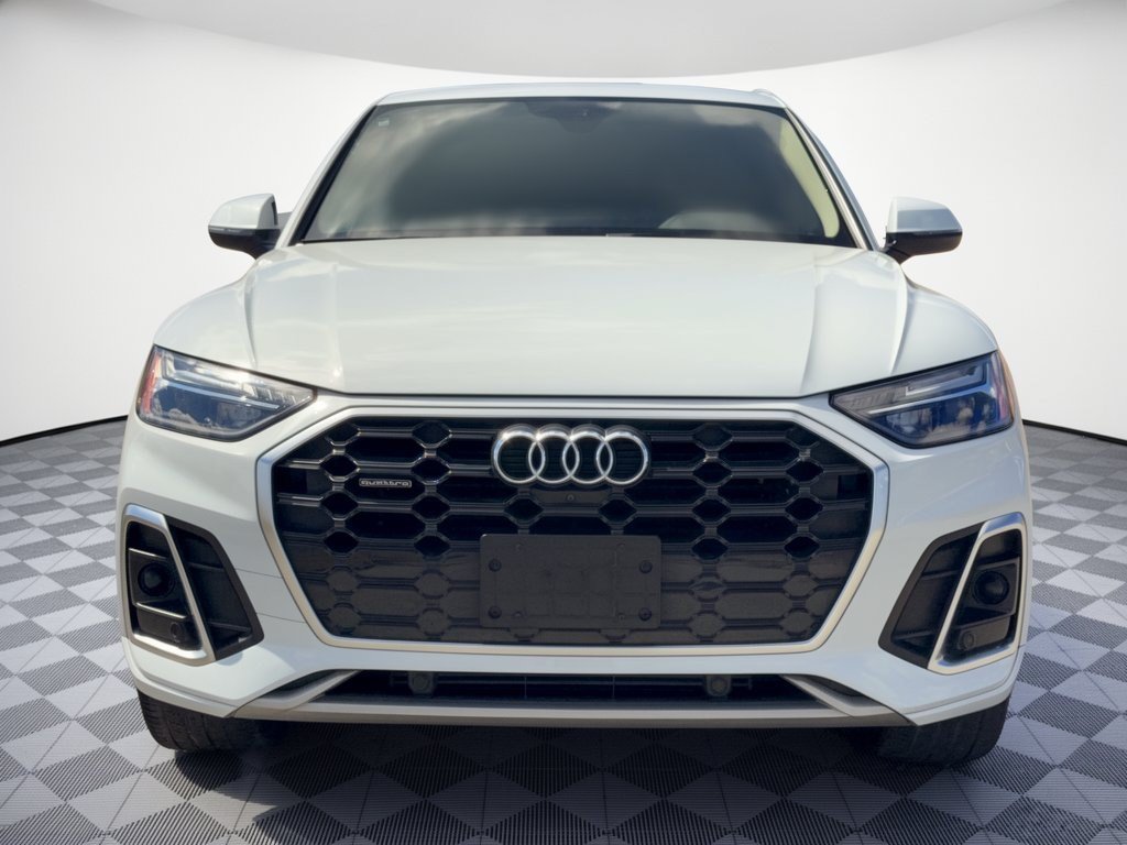 Used 2023 Audi Q5 2.0T Premium Plus w/ Premium Plus Package AWD/4WD image 6
