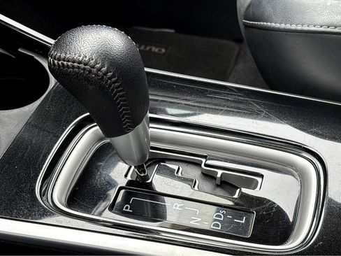 Used 2019 Mitsubishi Outlander SE image 14