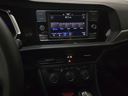 Used 2024 Volkswagen Jetta S image 26