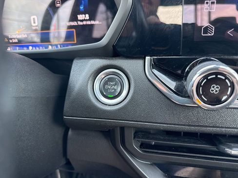 Used 2024 Chevrolet Colorado W/T image 20