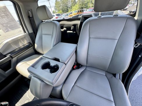 Used 2022 Ford F250 XL w/ Power Equipment Group AWD/4WD image 11