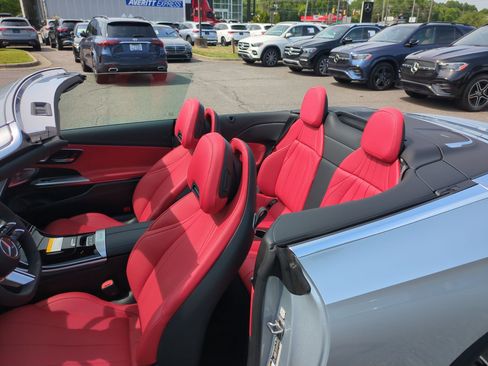 Used 2026 Mercedes-Benz CLE 300 4MATIC Cabriolet image 29
