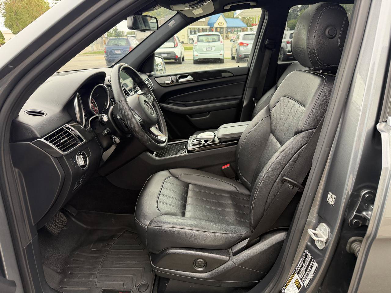 Used 2017 Mercedes-Benz GLE 350 4MATIC image 11