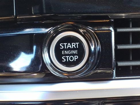 Certified 2023 Nissan Pathfinder SL image 22