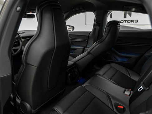 Used 2023 Porsche Taycan image 35
