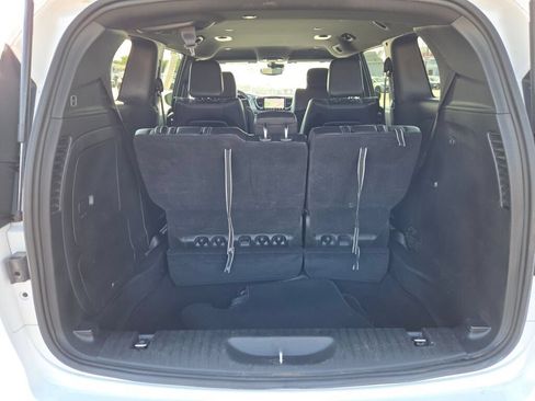 Certified 2024 Chrysler Pacifica Limited FWD image 24