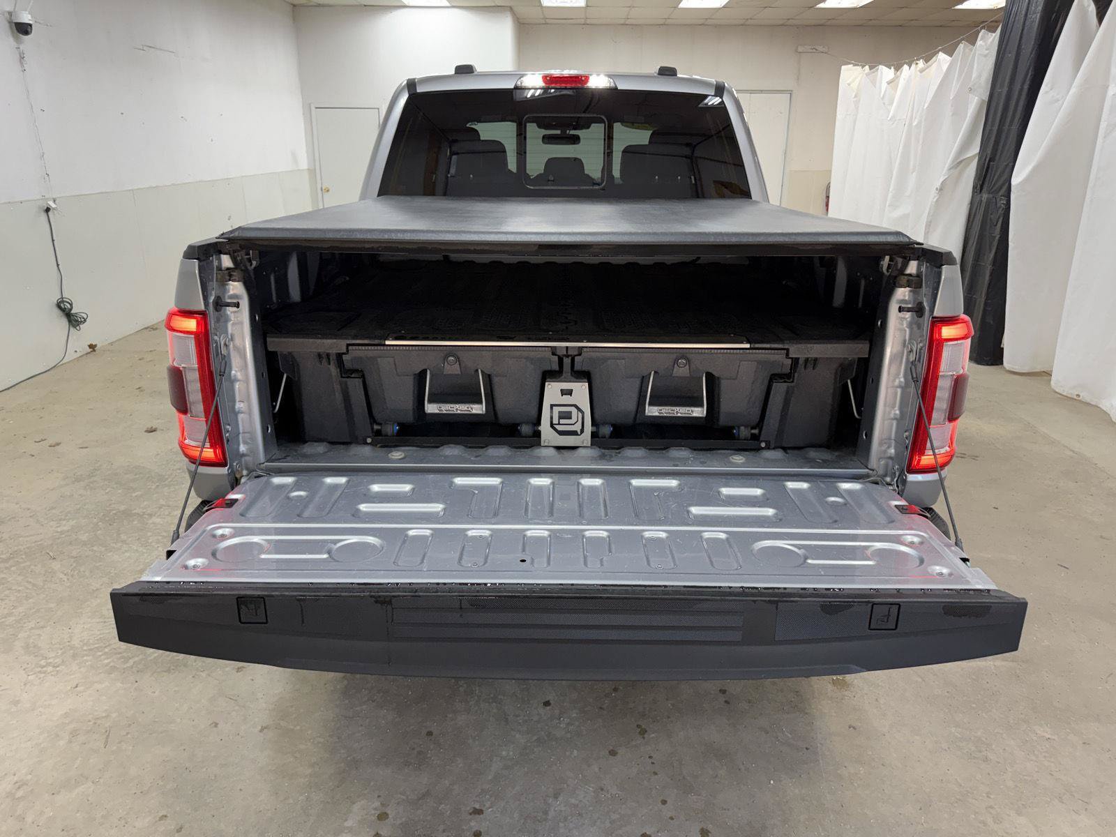 Used 2023 Ford F150 Lariat w/ Equipment Group 502A High AWD/4WD image 27